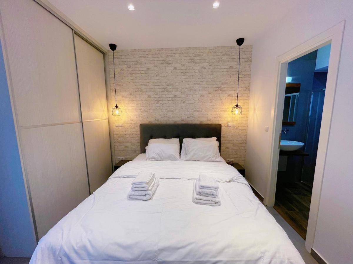 Wsd Hera Luxury Stylish 2Bd Apt With City View Balcony Near Merto Атина Екстериор снимка
